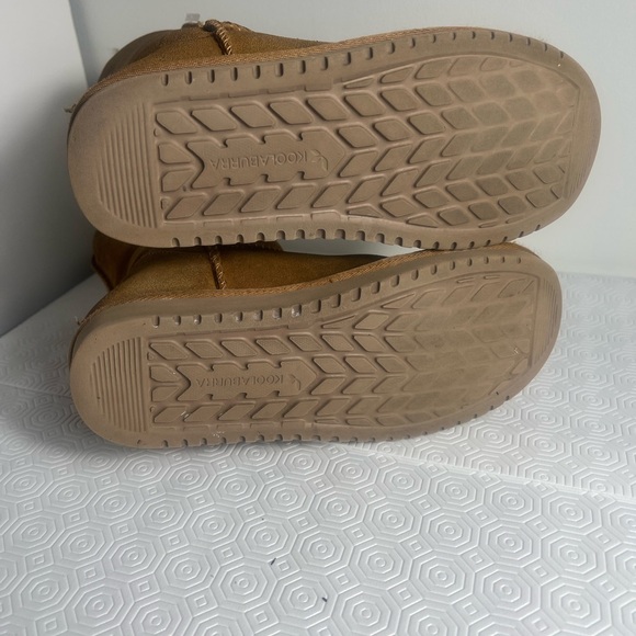 Koolaburra Tan Suede Boots - Picture 6 of 7
